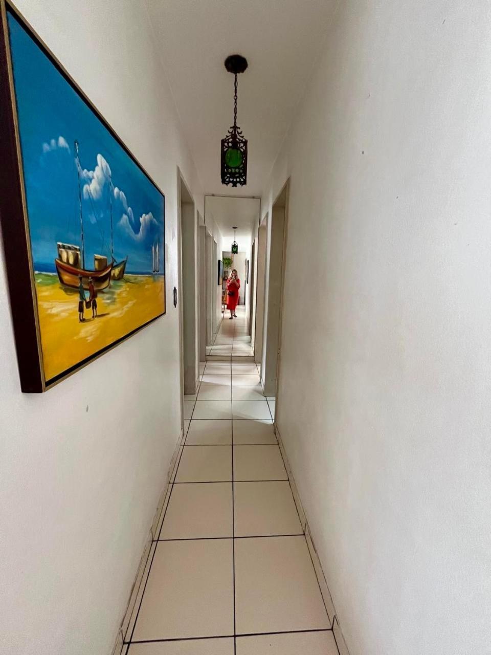 A Poucos Mts Da De Bc, Com Ar-condicionado Apartamento